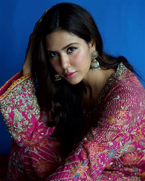 Sonam Bajwa Hot Photos