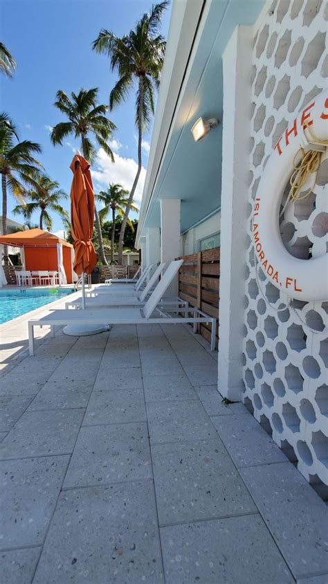 THE SUNSET INN - ISLAMORADA - Updated June 2024 - 48 Photos & 27 ...