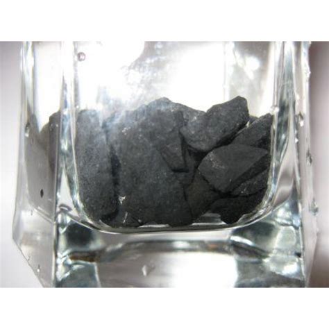 Щебень шунгитовый для очистки воды 500 грамм