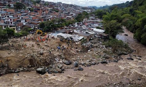 Deslizamento De Terra Deixa Mortos Na Col Mbia Jornal O Globo