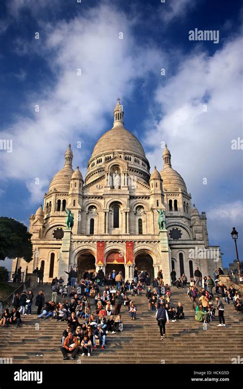 La Basilica Del Sacro Cuore Di Montmartre O Sacre Coeur Immagini E