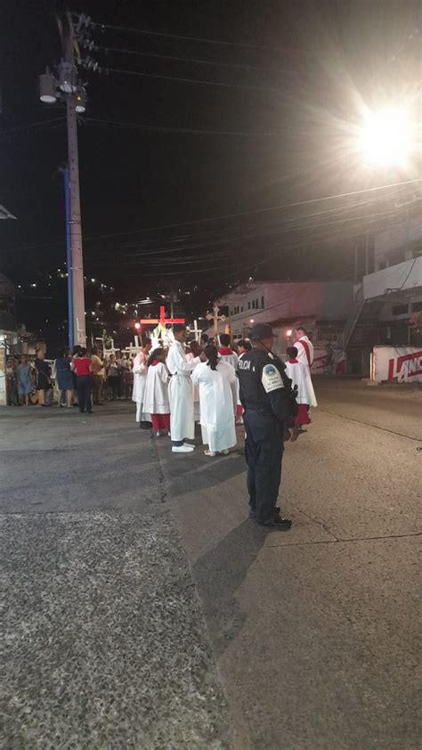 Polic A Nacional On Twitter Semanasantasegura Garantizamos La