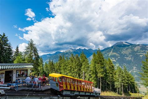 Bergstation Kreuzeckbahn Bergbahnstation Outdooractive