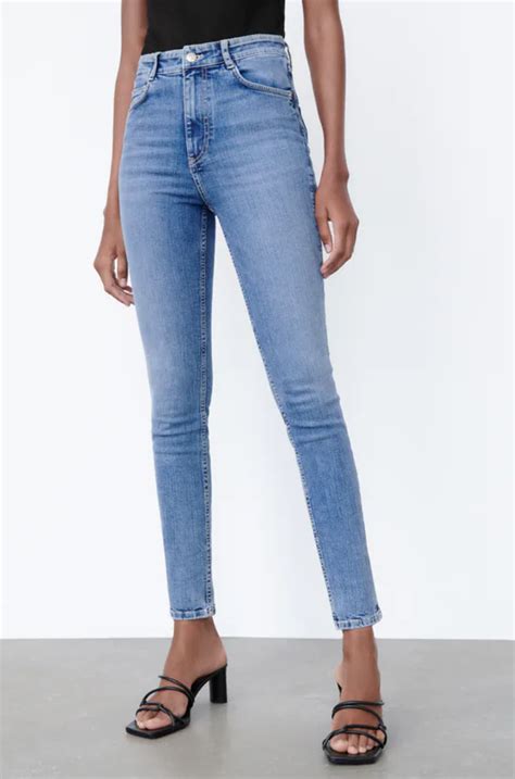 Los Vaqueros Hi Rise Sculpt O Los Ltimos Pitillos De Moda De Zara Que