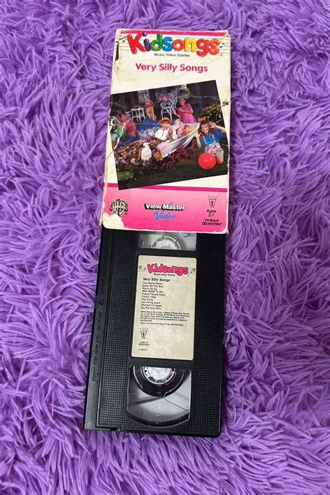 KIDSONGS: VERY SILLY SONGS VHS – Nostalchicks