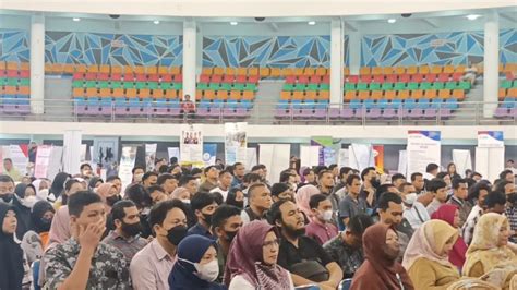 Antusias Pencari Kerja Ikuti Job Market Fair Kota Balikpapan