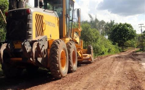 Moradores E Produtores Rurais Comemoram Obras Nas Estradas Vicinais De