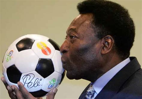 Club Santos do Brasil will honor Pelé in uniform - Prensa Latina