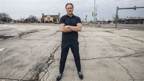 Johnny V Vassallo Buys Former Wauwatosa School Site And Plans 200 Apartments Milwaukee