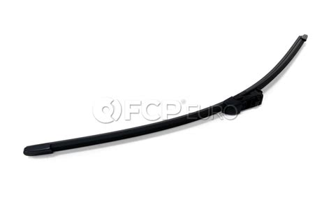Land Rover Windshield Wiper Blade - Genuine Rover LR083272 | FCP Euro