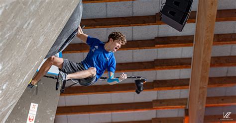 Mejdi Schalck Sur Le Podium De La Coupe Du Monde De Meiringen