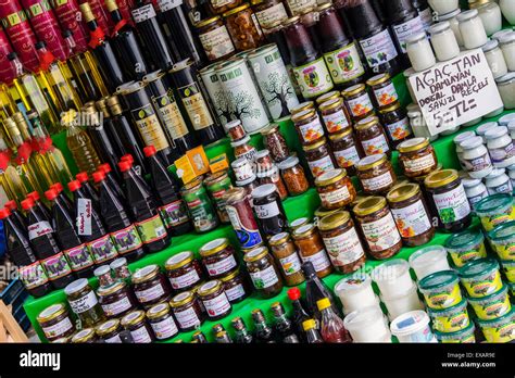Turkish food shop hi-res stock photography and images - Alamy