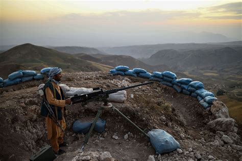 Afghan resistance fighters take back territory from Taliban