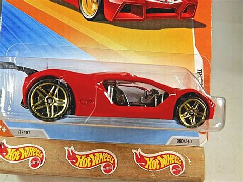 Hot Wheels Track Stars IMPAVIDO Red W Gold PR Spoke Wheels Contemporary
