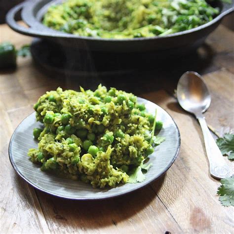 Raw - Cauliflower Rice with Fresh Peas and Cumin | Days To Fitness