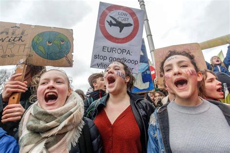 Los jóvenes lideran la lucha en la calle contra el cambio climático