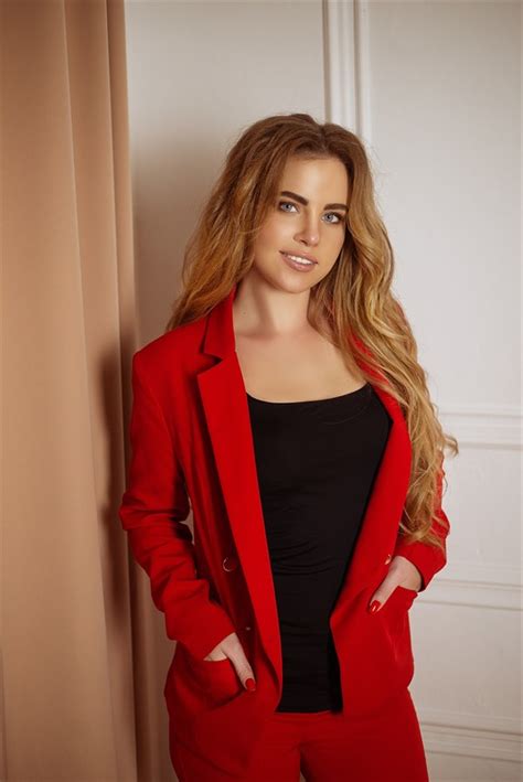 Gorgeous Nataliya Y O From Poltava With Blonde Hair Id Ladadate