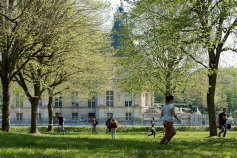 Le Ch Teau De Vaux Le Vicomte Organise Une Immense Chasse Aux Ufs De