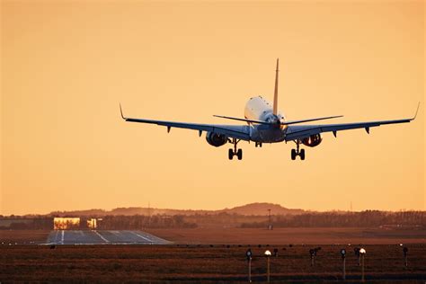 Top 10 Worlds Busiest Airports By Passenger Traffic