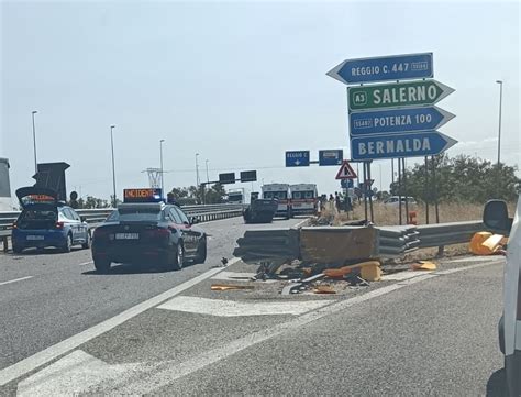 Incidente Stradale Ss Jonica Metaponto Svincolo Basentana