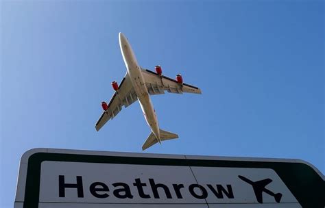 Heathrow Arrivals: LHR Flight Status