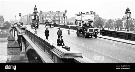 Battersea Bridge London Early 1900s Stock Photo Alamy