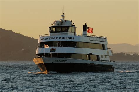 Alcatraz Night Tour Tickets & Times - Alcatraz Cruises - City Experiences™