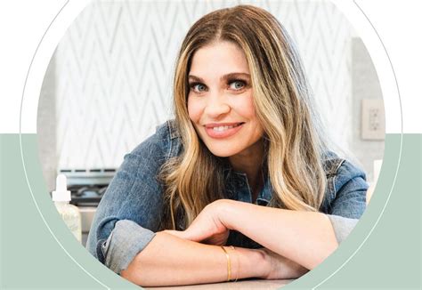 Mystery Behind Danielle Fishel Relationships - Explore Net Worth