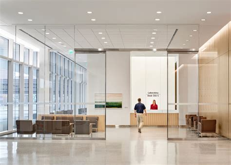 Cleveland Clinic Uses Healthy Buildings to Help Heal Patients - gb&d