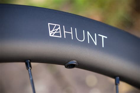 Review Hunt Carbon Aero Disc Wheelset Road Cc