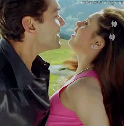 Rani Mukherji Badal Hindi Movie 22 Hot Pics Starcelebblog
