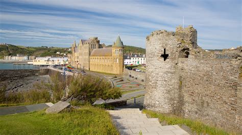 Aberystwyth Castle Aberystwyth Wales Attraction Au