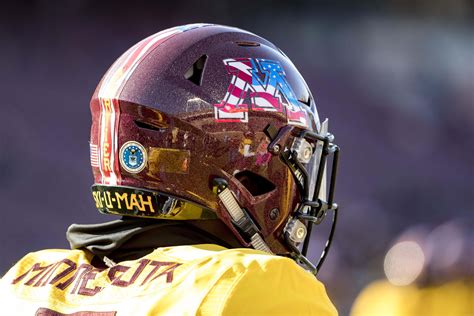 WATCH: Minnesota unveils awesome new football uniforms