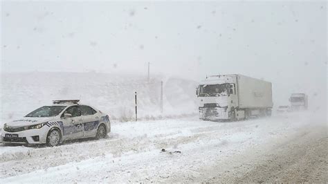 Kar Ve Tipi Hayat Olumsuz Etkiliyor Erzurum Ve Ardahan A Ula M