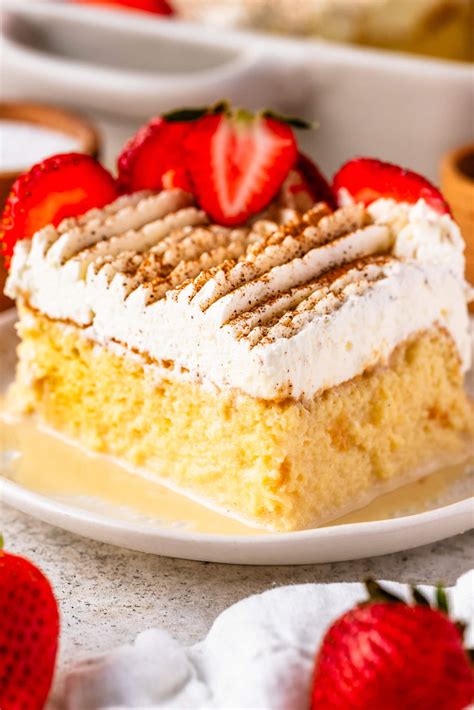 Tres Leches Cakes