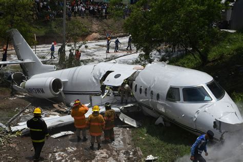 Seis Estadounidenses Heridos En Accidente De Avi N En Honduras