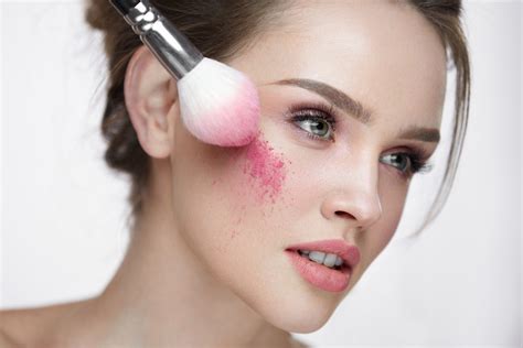 Tampil Natural Dan Flawless Dengan Rekomendasi Blush On Terbaik Yang