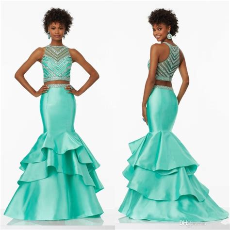 Sexy Two Pieces Mint Green Prom Dresses Mermaid Tiered Beaded Sweep