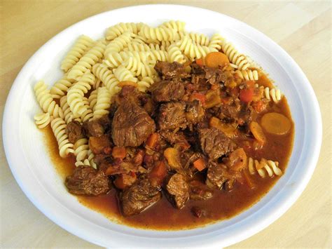 Gulasch Aus Dem R Mertopf Von Schaech Chefkoch