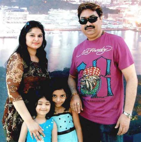 Singer Kumar Sanu Biography – Age, DOB, Height, Weight, Family Profile ...