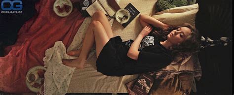 Madeleine Arthur Nude Pictures Photos Playboy Naked Topless Fappening