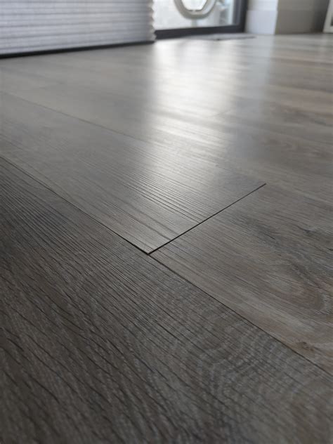 gray vinyl flooring 1