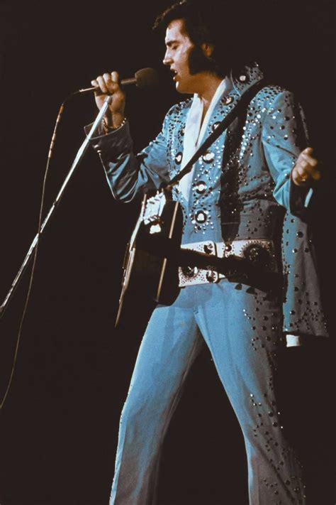 How Elvis Presleys Style Lives On With Images Elvis Presley Elvis