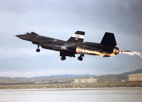 Lockheed SR-71 Blackbird of NASA on Flight Test | Aircraft Wallpapers ...