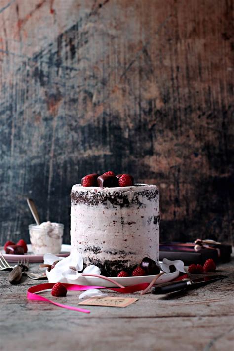 Semi Naked Cake De Chocolate E Framboesa Basta Cheio