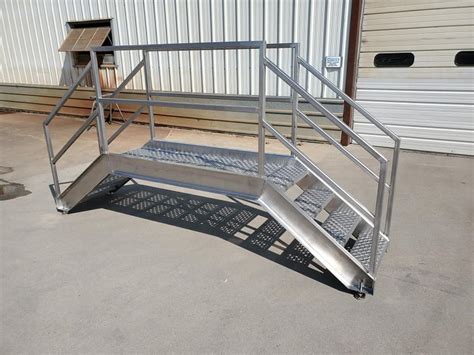 Stainless Steel Crossover Stair EleMETAL Fabrication And Machine