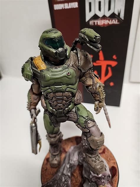 Chronicle Collectibles Doom Eternal Modern Icons Doom Slayer Statue