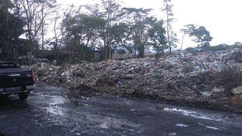 Sampah Menggunung Tpa Tanjung Pinggir Diprediksi Sampai Akhir Desember