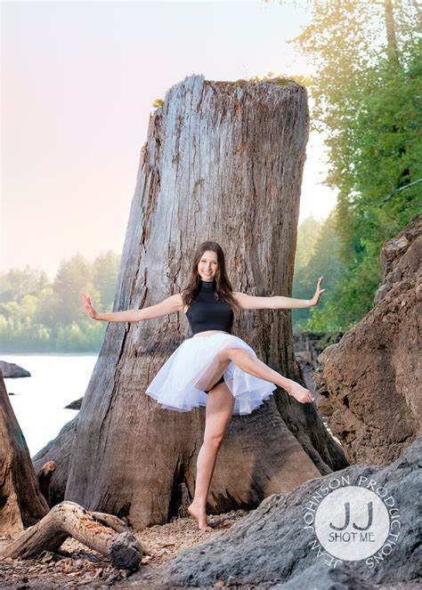 Woodsy Ballet Portraits Of The Class Of Rattlesnake Lake Wa