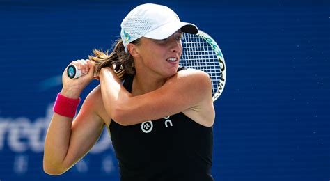 Us Open Iga Wi Tek Rebecca Peterson Kiedy I O Kt Rej Mecz Rundy